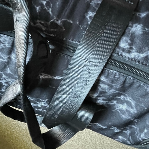 Kendall & Kylie Duffle Bag in Faux Stone Pattern - Picture 2 of 10